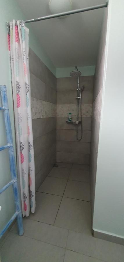 "Chez Claudia "Charmant Logement Avec Jacuzzi Privatif En Toute Intimite Sur Belle Terrasse Exterieure En Bois Et Piscine Courcelles 외부 사진