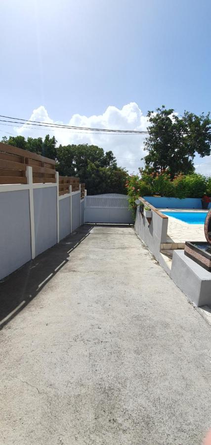 "Chez Claudia "Charmant Logement Avec Jacuzzi Privatif En Toute Intimite Sur Belle Terrasse Exterieure En Bois Et Piscine Courcelles 외부 사진